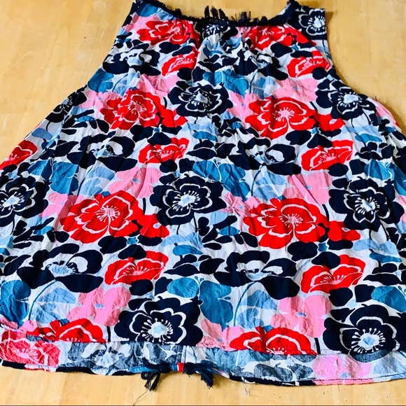 Crown & Ivy Floral Tassel Tank - Picture 3 of 8